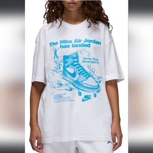 Brand New Nike Air Jordan Oversized Graphic T Shirt Size Women's M  HJ0136 100